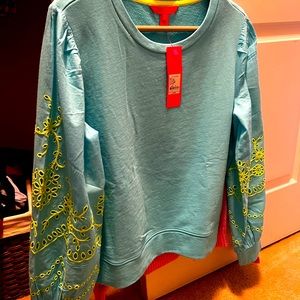 Brand new sweatshirt Lilly!